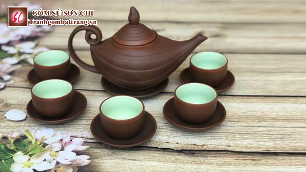 Bộ ấm chén Bát Tràng màu nâu cổ - mẫu 36