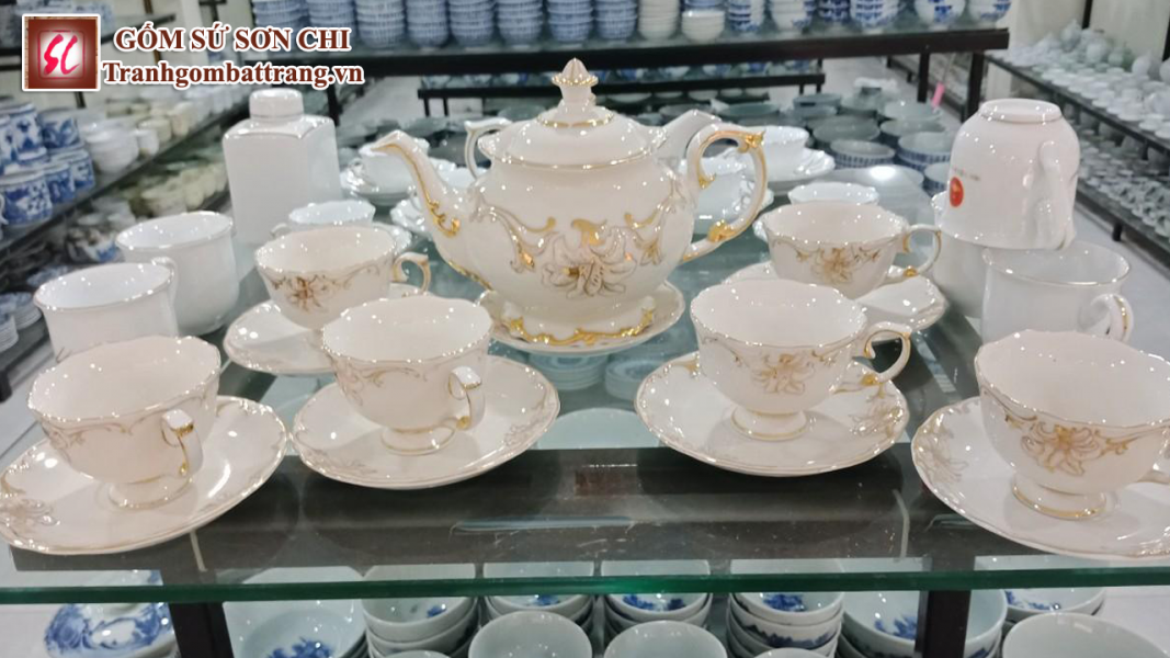 Bộ ấm chén Bát Tràng màu trắng sứ - mẫu 17